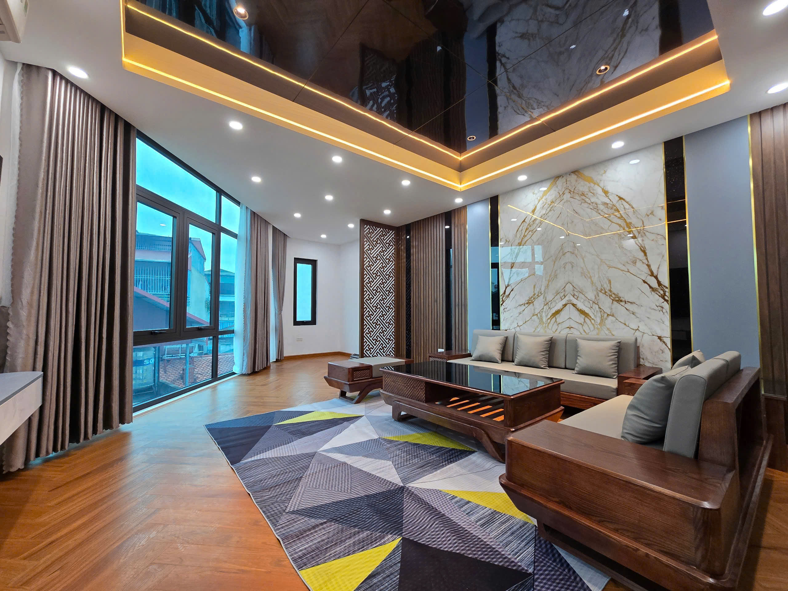 Bán nhà Nguyễn Văn Cừ,Long Biên 7 tầng,52m,mt12m oto vào nhà nhỉnh 13 tỷ - Ảnh 2